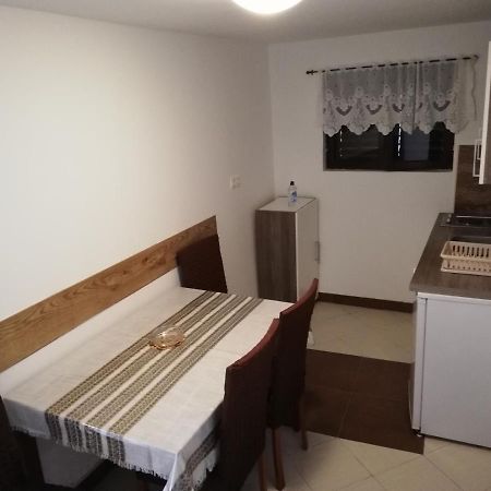 Apartman Cvita Ткон Екстер'єр фото